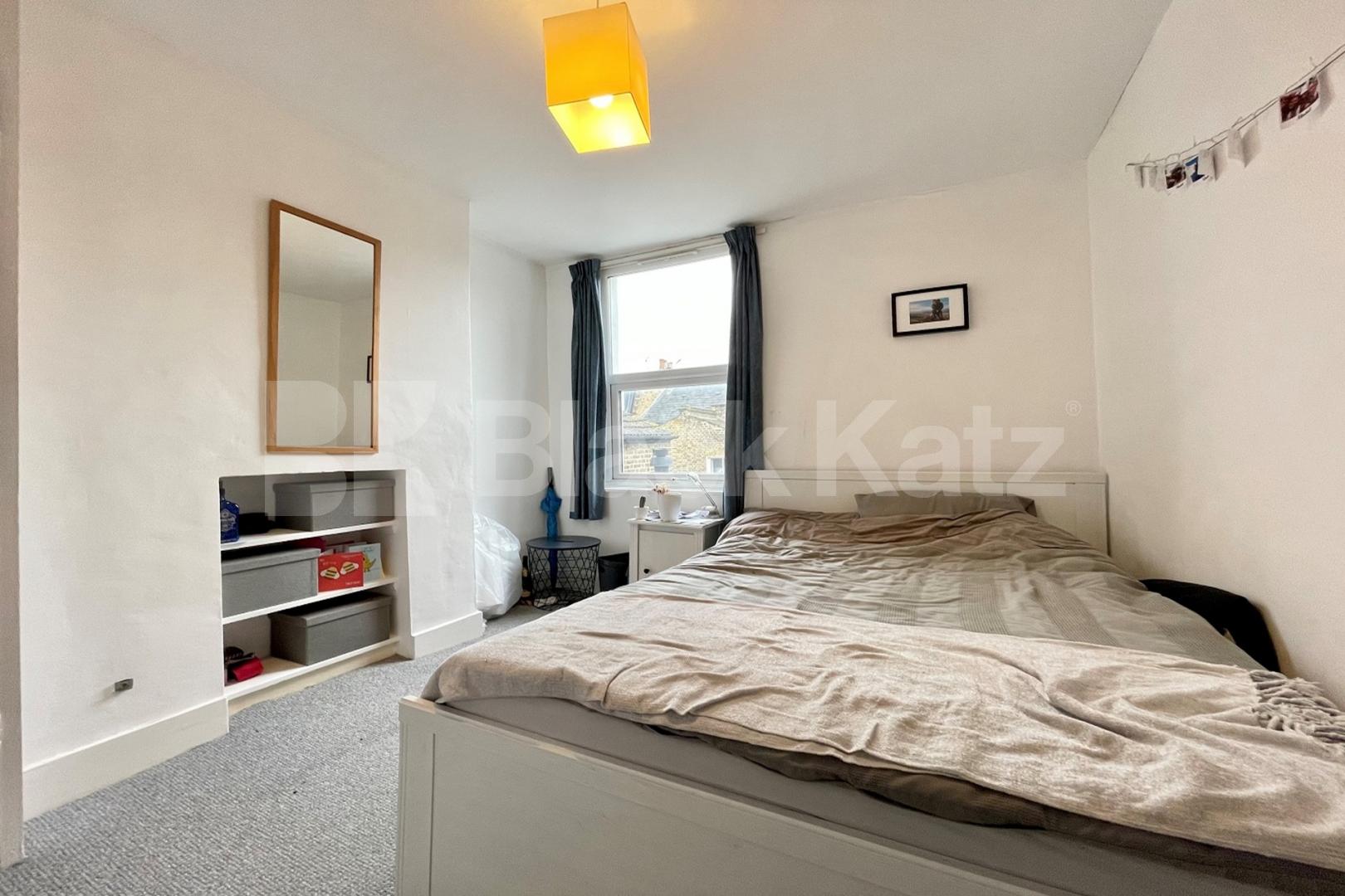 Triplex period house offering 1430 Sq. Ft. of living & entertaining space Khyber Road, Clapham Junction